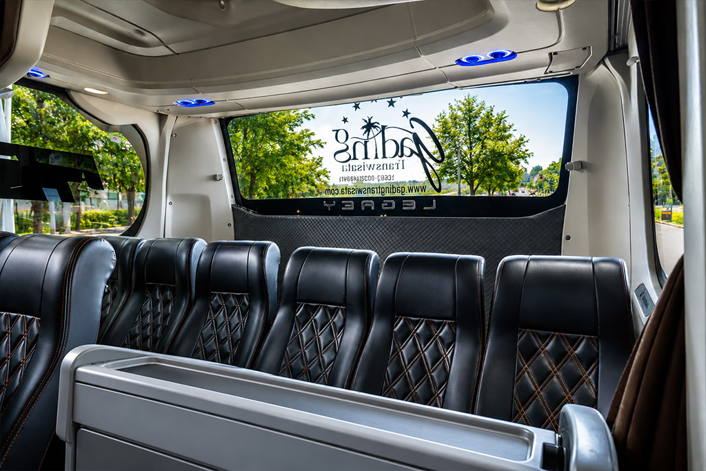 Interior Big Bus HDD 3