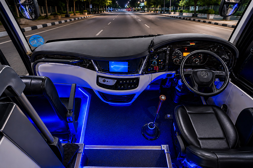 Interior Big Bus HDD 5