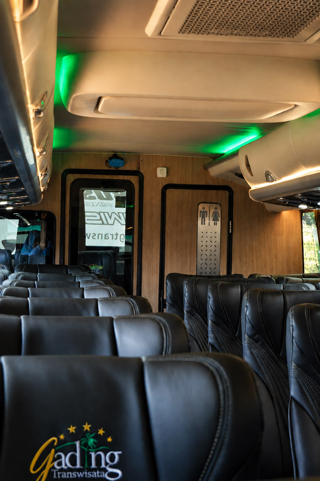 Interior Luxury Bus 8